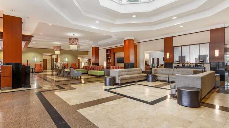 Drury Inn & Suites St Louis Forest Park Lobby