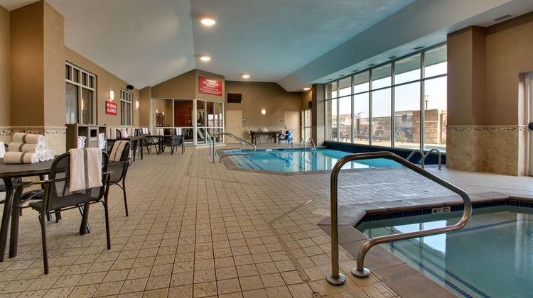 Drury Inn & Suites Findlay Pool