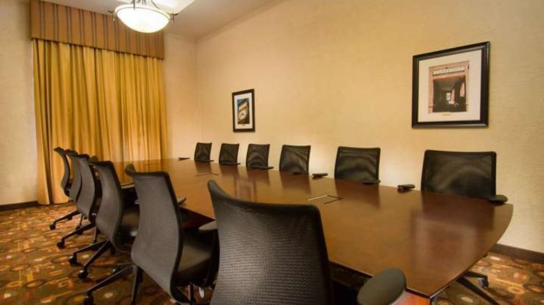 <b>Drury Plaza Hotel Flagstaff Meeting</b>. Images powered by <a href="https://iceportal.shijigroup.com/" title="IcePortal" target="_blank">IcePortal</a>.