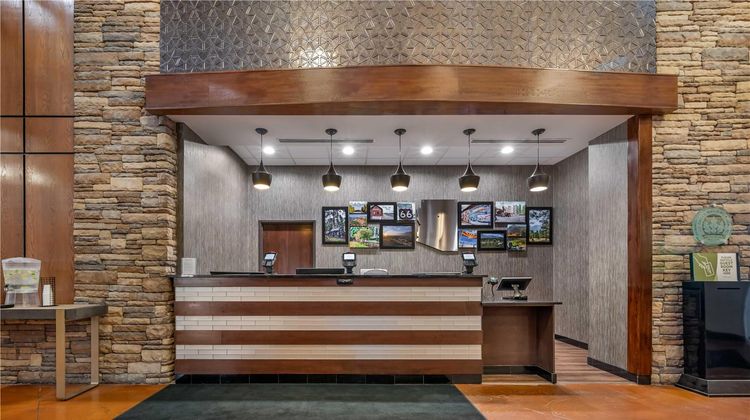 Drury Plaza Hotel Flagstaff Lobby