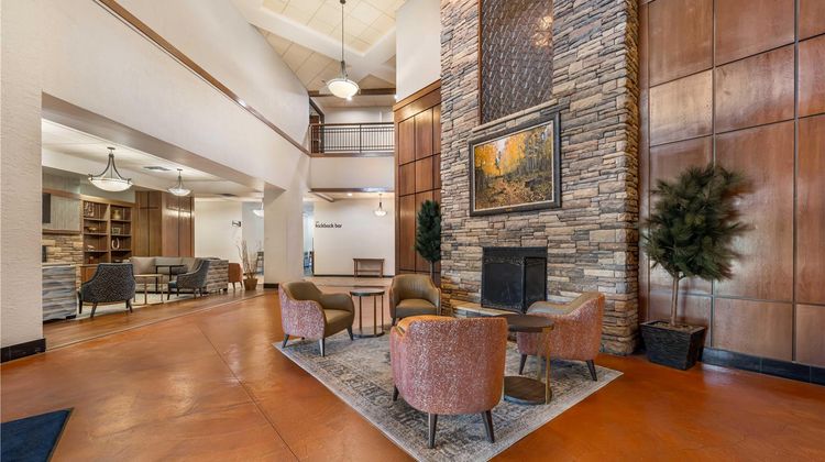 Drury Plaza Hotel Flagstaff Lobby