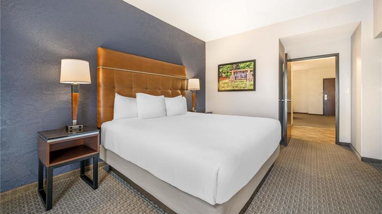 Drury Plaza Hotel Flagstaff Room