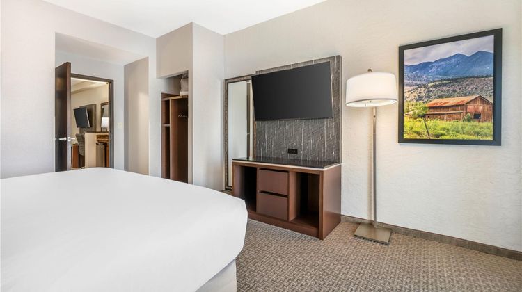 Drury Plaza Hotel Flagstaff Room