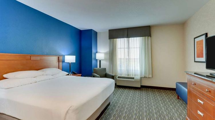 Drury Inn & Suites Sikeston Room