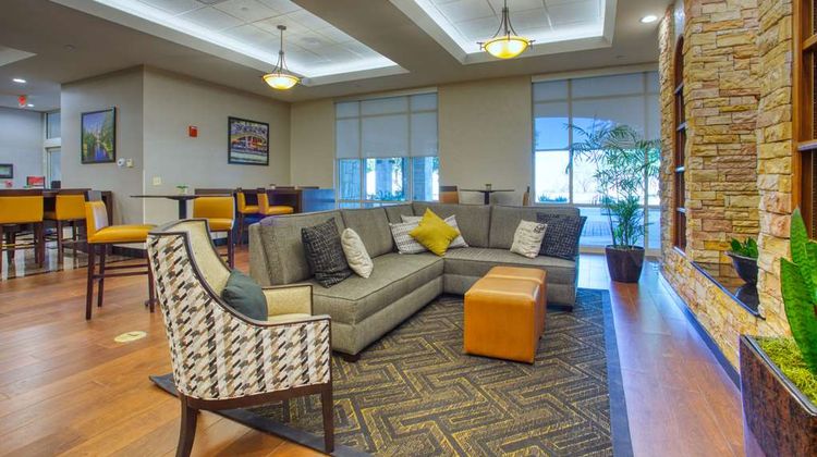 Drury Inn & Suites La Cantera Lobby