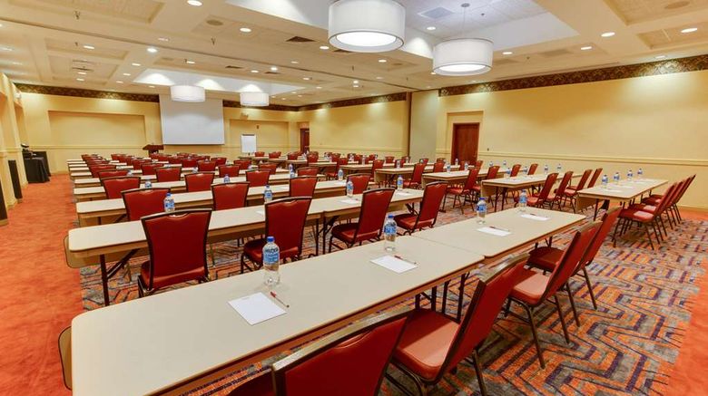 <b>Drury Inn & Suites West Des Moines Meeting</b>. Images powered by <a href="https://iceportal.shijigroup.com/" title="IcePortal" target="_blank">IcePortal</a>.