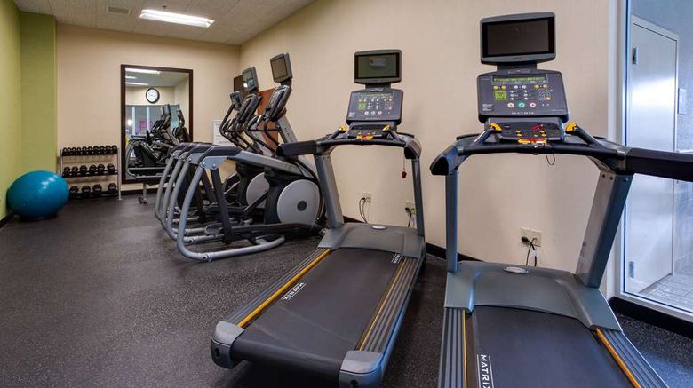 <b>Drury Inn & Suites West Des Moines Health</b>. Images powered by <a href="https://iceportal.shijigroup.com/" title="IcePortal" target="_blank">IcePortal</a>.
