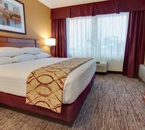 Drury Inn & Suites West Des Moines Room