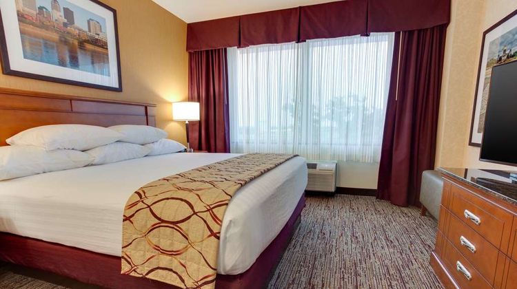 Drury Inn & Suites West Des Moines Room