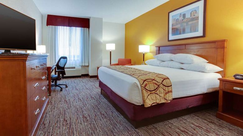 <b>Drury Inn & Suites West Des Moines Room</b>. Images powered by <a href="https://iceportal.shijigroup.com/" title="IcePortal" target="_blank">IcePortal</a>.