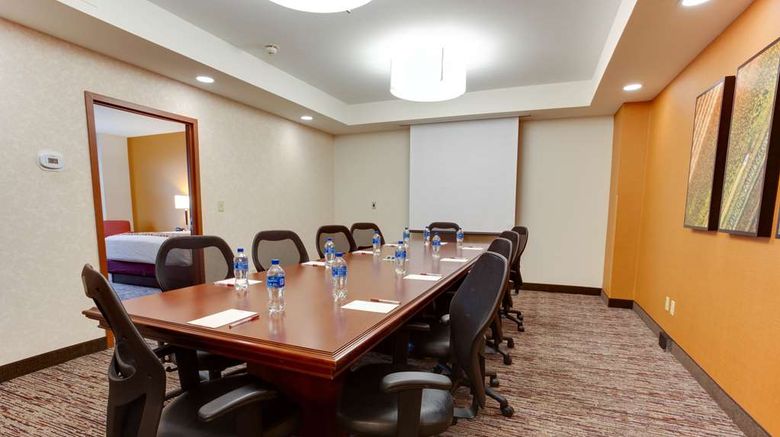 <b>Drury Inn & Suites West Des Moines Meeting</b>. Images powered by <a href="https://iceportal.shijigroup.com/" title="IcePortal" target="_blank">IcePortal</a>.