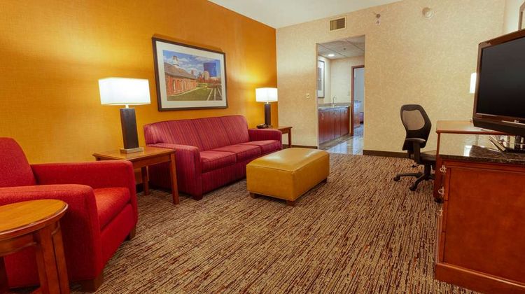 Drury Inn & Suites Indianapolis NE Room