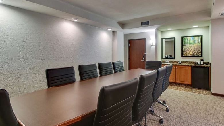 <b>Drury Inn & Suites Phoenix Happy Valley Meeting</b>. Images powered by <a href="https://iceportal.shijigroup.com/" title="IcePortal" target="_blank">IcePortal</a>.