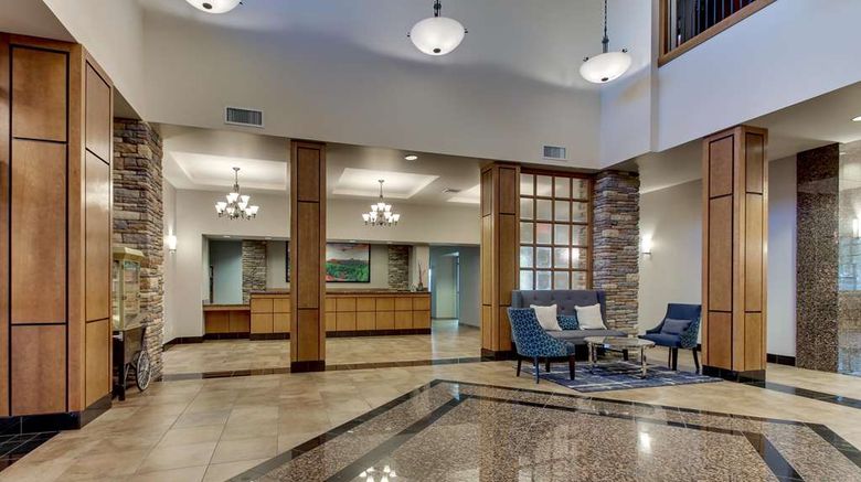 <b>Drury Inn & Suites Phoenix Happy Valley Lobby</b>. Images powered by <a href="https://iceportal.shijigroup.com/" title="IcePortal" target="_blank">IcePortal</a>.