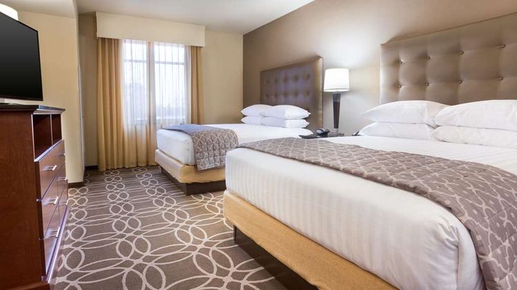Drury Inn & Suites Louisville North Room