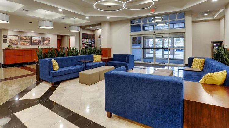 Drury Inn & Suites St Louis Arnold Lobby