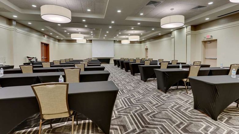 <b>Drury Inn & Suites near Universal Meeting</b>. Images powered by <a href="https://iceportal.shijigroup.com/" title="IcePortal" target="_blank">IcePortal</a>.