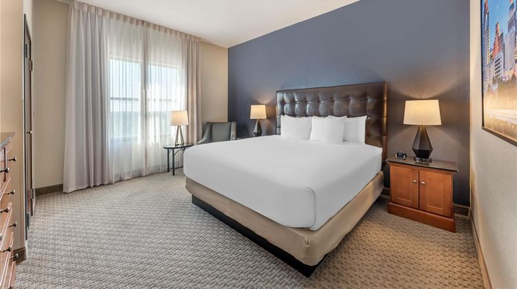 Drury Plaza Hotel San Antonio North Room