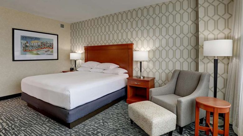 <b>Drury Plaza Hotel Nashville Franklin Room</b>. Images powered by <a href="https://iceportal.shijigroup.com/" title="IcePortal" target="_blank">IcePortal</a>.