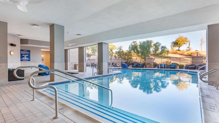 Drury Plaza Hotel Phoenix Tempe Pool