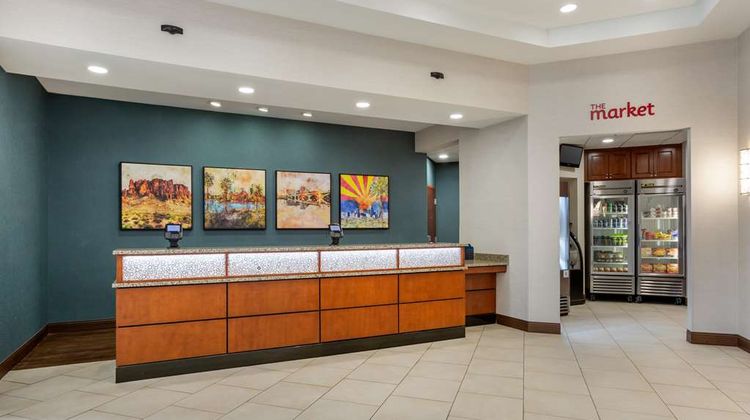 Drury Plaza Hotel Phoenix Tempe Lobby