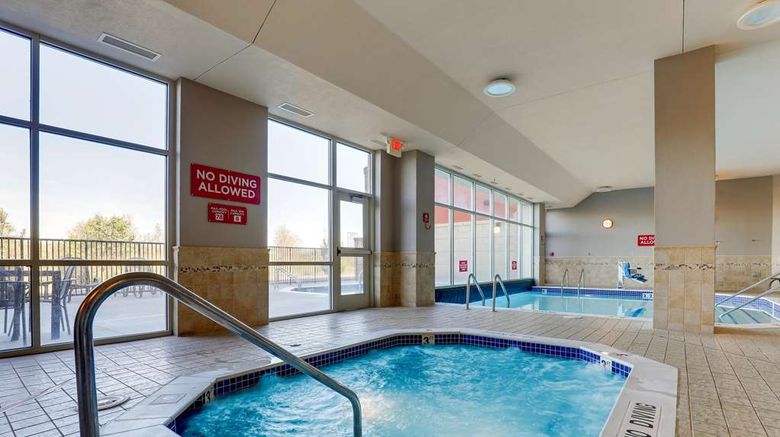 <b>Drury Inn & Suites KC Independence Pool</b>. Images powered by <a href="https://iceportal.shijigroup.com/" title="IcePortal" target="_blank">IcePortal</a>.