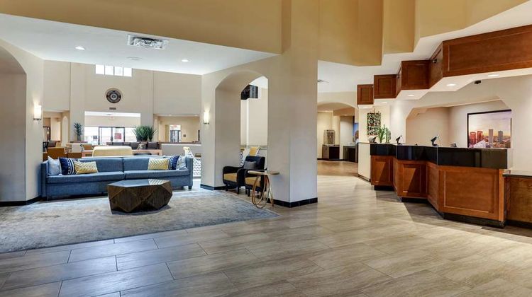 Drury Inn & Suites Phoenix Airport Lobby