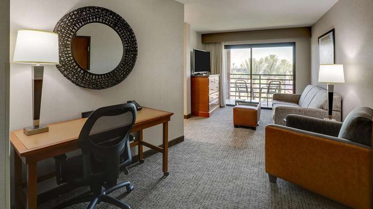 Drury Inn & Suites Phoenix Airport Room
