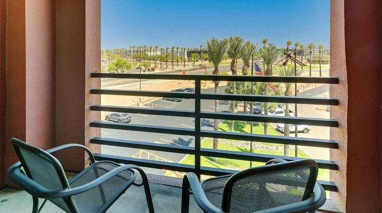 Drury Inn & Suites Phoenix Airport Room