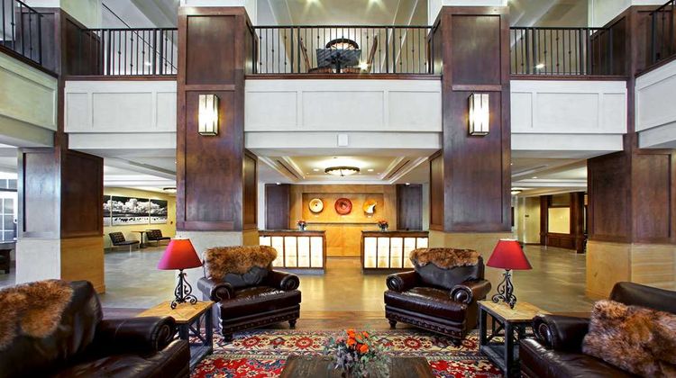 Drury Plaza Santa Fe Lobby