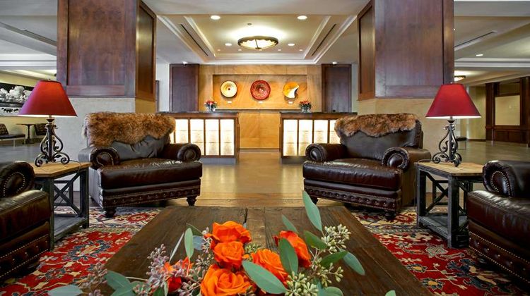 Drury Plaza Santa Fe Lobby
