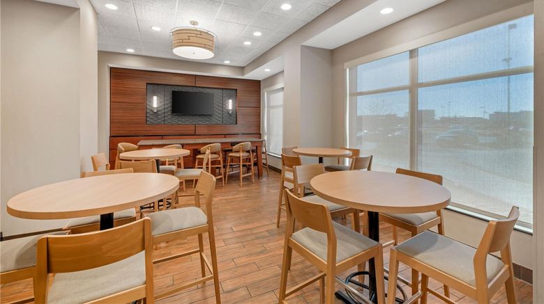 <b>Drury Plaza Hotel Colorado Springs Restaurant</b>. Images powered by <a href="https://iceportal.shijigroup.com/" title="IcePortal" target="_blank">IcePortal</a>.