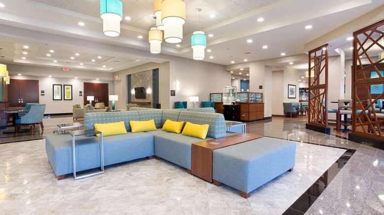 <b>Drury Inn & Suites Burlington Lobby</b>. Images powered by <a href="https://iceportal.shijigroup.com/" title="IcePortal" target="_blank">IcePortal</a>.