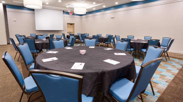 Drury Inn & Suites Burlington Meeting