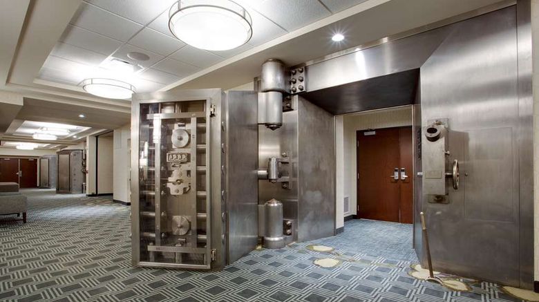 <b>Drury Plaza Hotel Pittsburgh Downtown Meeting</b>. Images powered by <a href="https://iceportal.shijigroup.com/" title="IcePortal" target="_blank">IcePortal</a>.