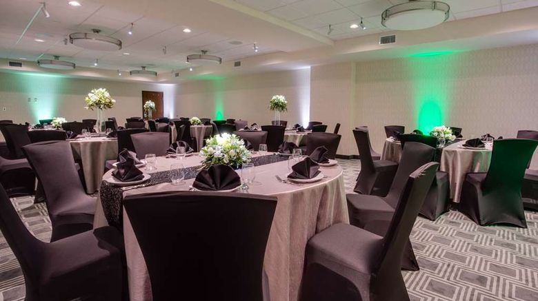 <b>Drury Plaza Hotel Pittsburgh Downtown Meeting</b>. Images powered by <a href="https://iceportal.shijigroup.com/" title="IcePortal" target="_blank">IcePortal</a>.
