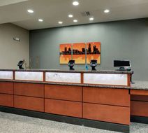 Drury Inn & Suites Charlotte Arrowood Lobby