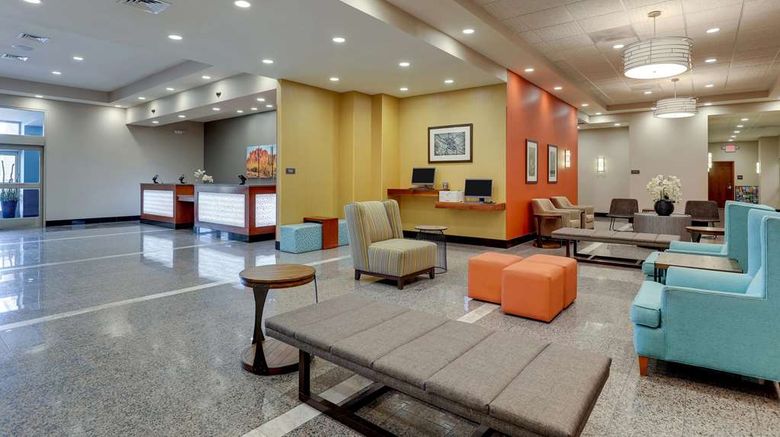 <b>Drury Inn & Suites Phoenix Chandler Lobby</b>. Images powered by <a href="https://iceportal.shijigroup.com/" title="IcePortal" target="_blank">IcePortal</a>.