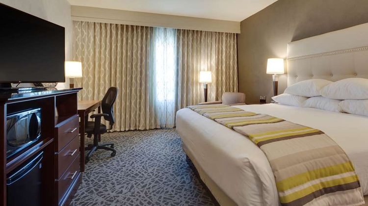 Drury Plaza Hotel Cape Girardeau Room