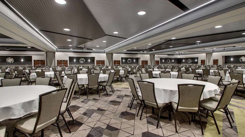 <b>Drury Plaza Hotel Cape Girardeau Ballroom</b>. Images powered by <a href="https://iceportal.shijigroup.com/" title="IcePortal" target="_blank">IcePortal</a>.