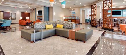 Drury Plaza Hotel St Louis/St Charles Lobby