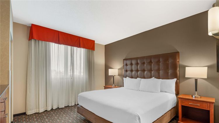 Drury Inn & Suites Fort Myers Room