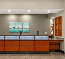 Drury Inn & Suites Fort Myers Lobby
