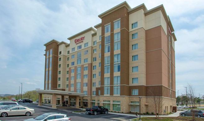 Drury Inn & Suites Pittsburgh Airport Exterior