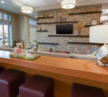 Drury Inn & Suites Pittsburgh Airport Lobby