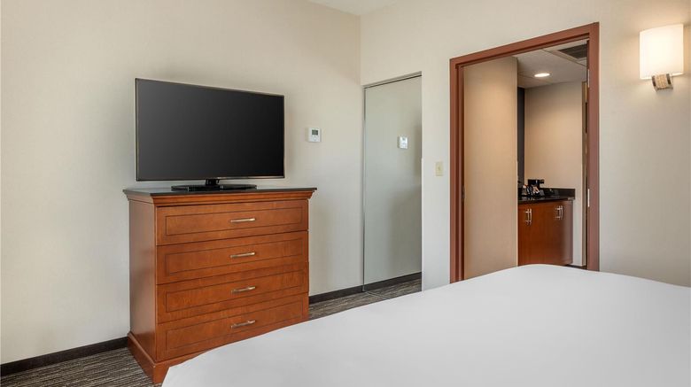 <b>Drury Plaza Hotel Columbia East Room</b>. Images powered by <a href="https://iceportal.shijigroup.com/" title="IcePortal" target="_blank">IcePortal</a>.