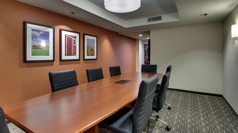 <b>Drury Inn & Suites Iowa City/Coralville Meeting</b>. Images powered by <a href="https://iceportal.shijigroup.com/" title="IcePortal" target="_blank">IcePortal</a>.