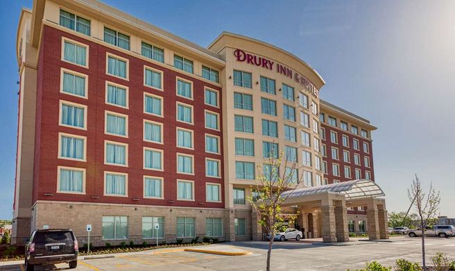 Drury Inn & Suites Iowa City/Coralville Exterior
