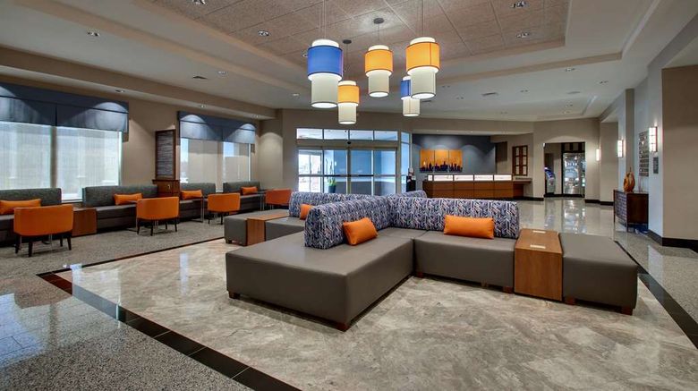 <b>Drury Inn & Suites Iowa City/Coralville Lobby</b>. Images powered by <a href="https://iceportal.shijigroup.com/" title="IcePortal" target="_blank">IcePortal</a>.