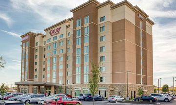 Drury Inn & Suites Cincinnati NE Mason